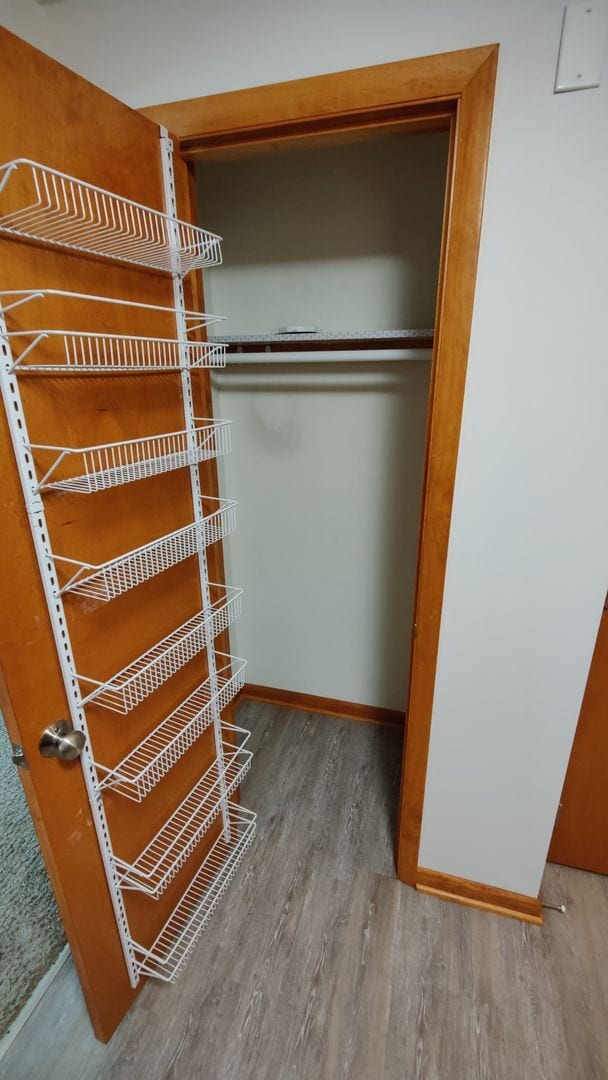 Building Photo - *Recently Updated 1BD/1BA Apartment Available in Brentwood*