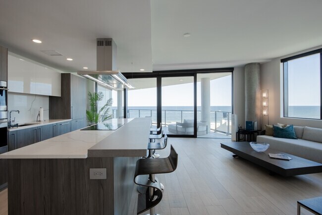 Building Photo - 350 Ocean Ave