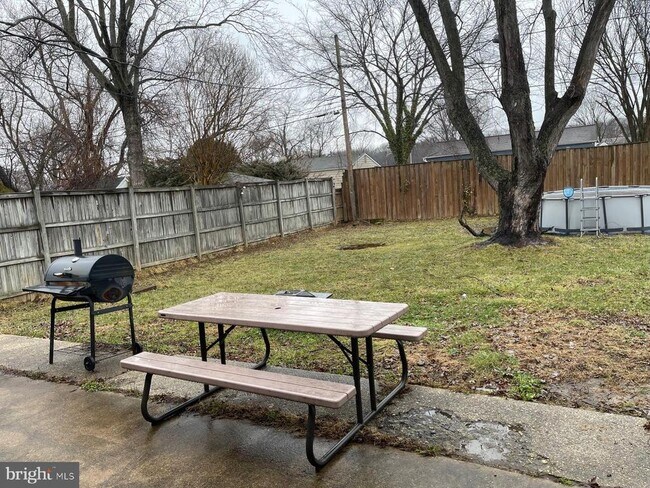 Building Photo - 7863 Baltimore Annapolis Blvd