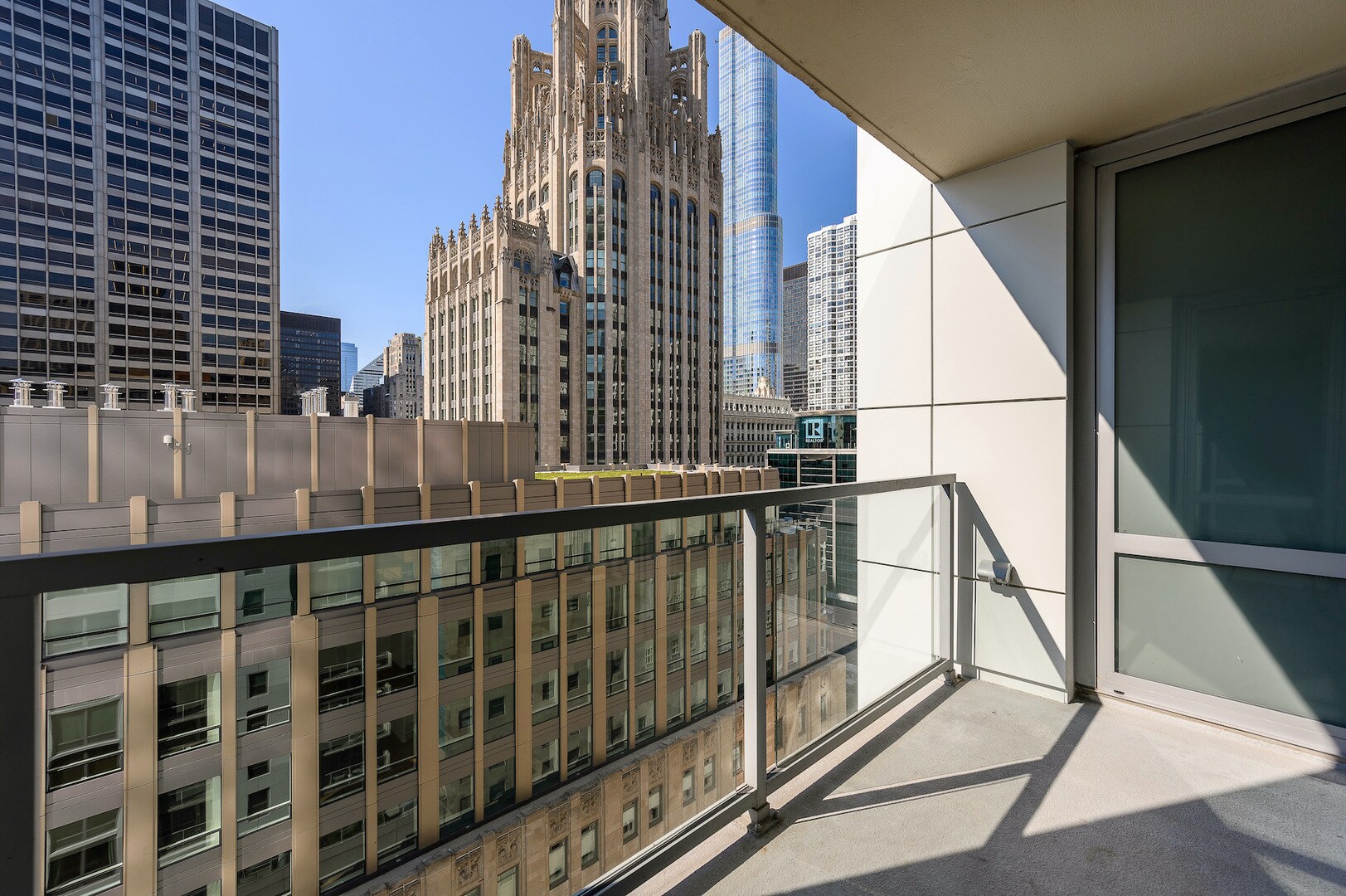 Building Photo - 160 E Illinois St