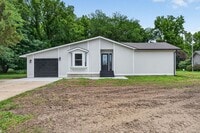 Building Photo - Italian Estates Property Management