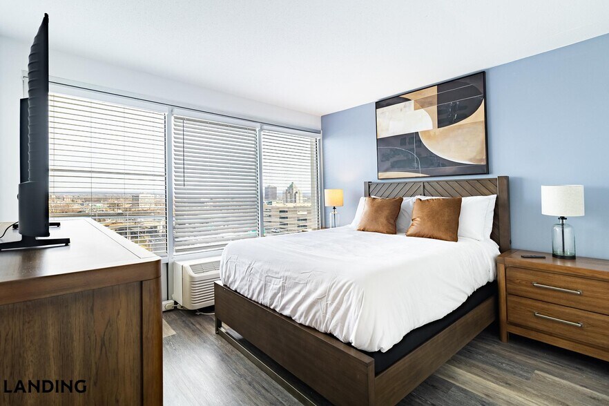 Building Photo - 50 Morgan St N