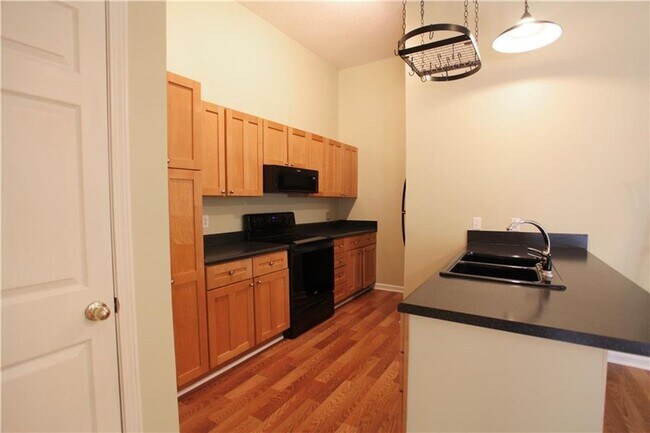 Building Photo - Home available February 2026!