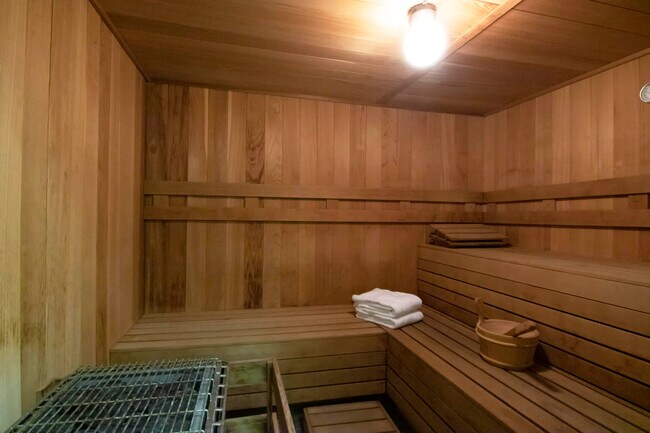 Building Photo - 3570 S Ocean Blvd