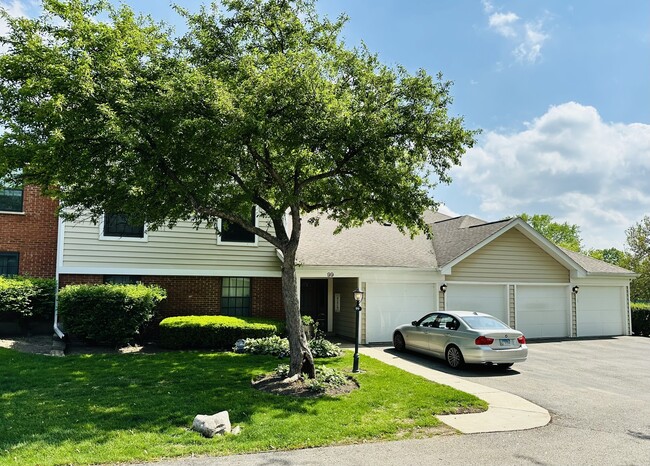 Primary Photo - 99 Marble Hill Ct