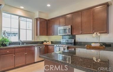 Building Photo - 831 Sunburst Wy