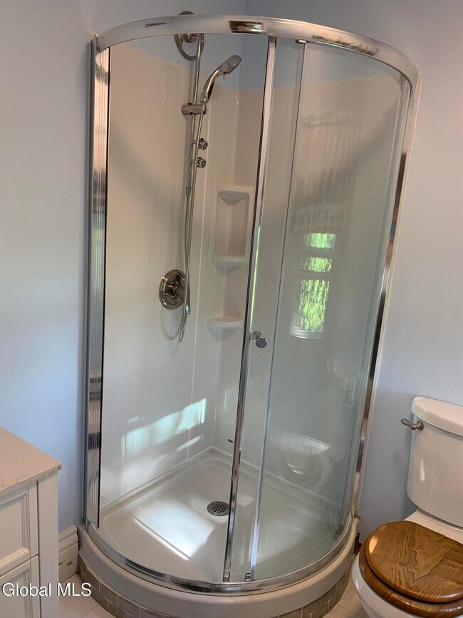 Building Photo - 260 Clark Rd