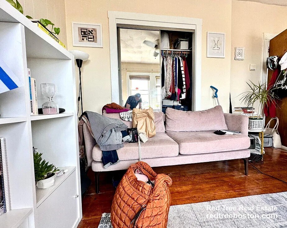 Building Photo - 106 Myrtle St