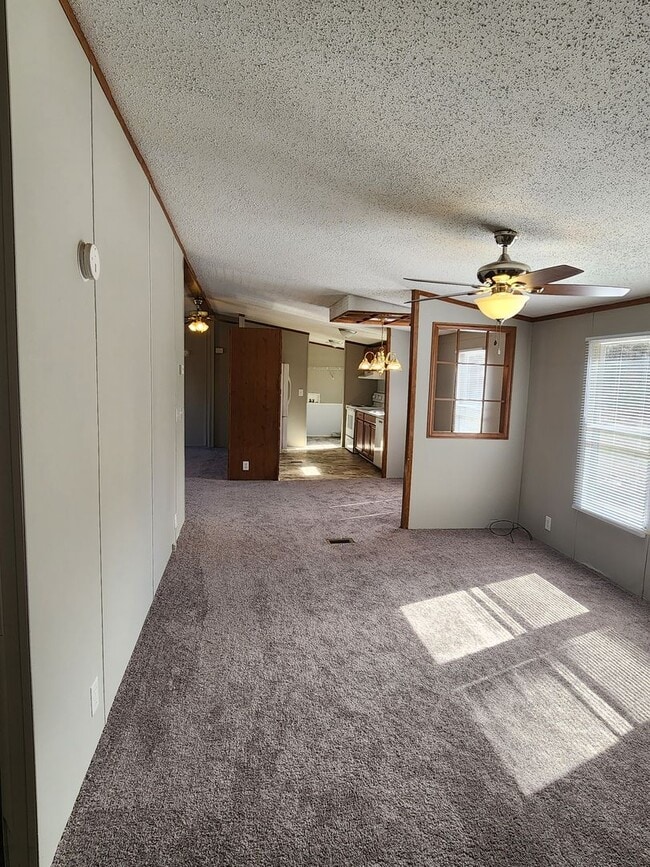 Building Photo - 7965 E Oglethorpe Hwy