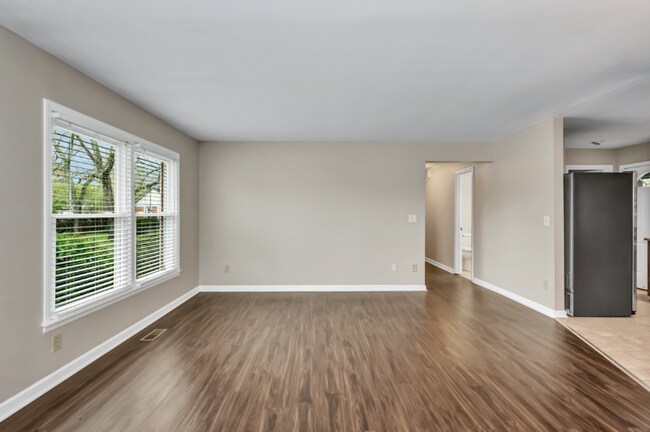 Building Photo - 2804 Thurman Cir SW