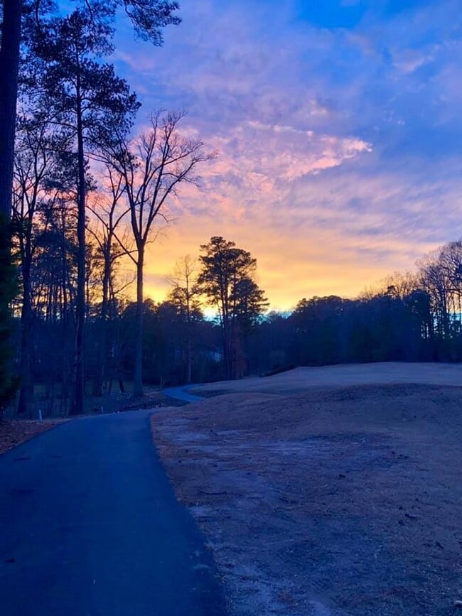 Building Photo - Raleigh Residence In Hedingham Scenic Golf...