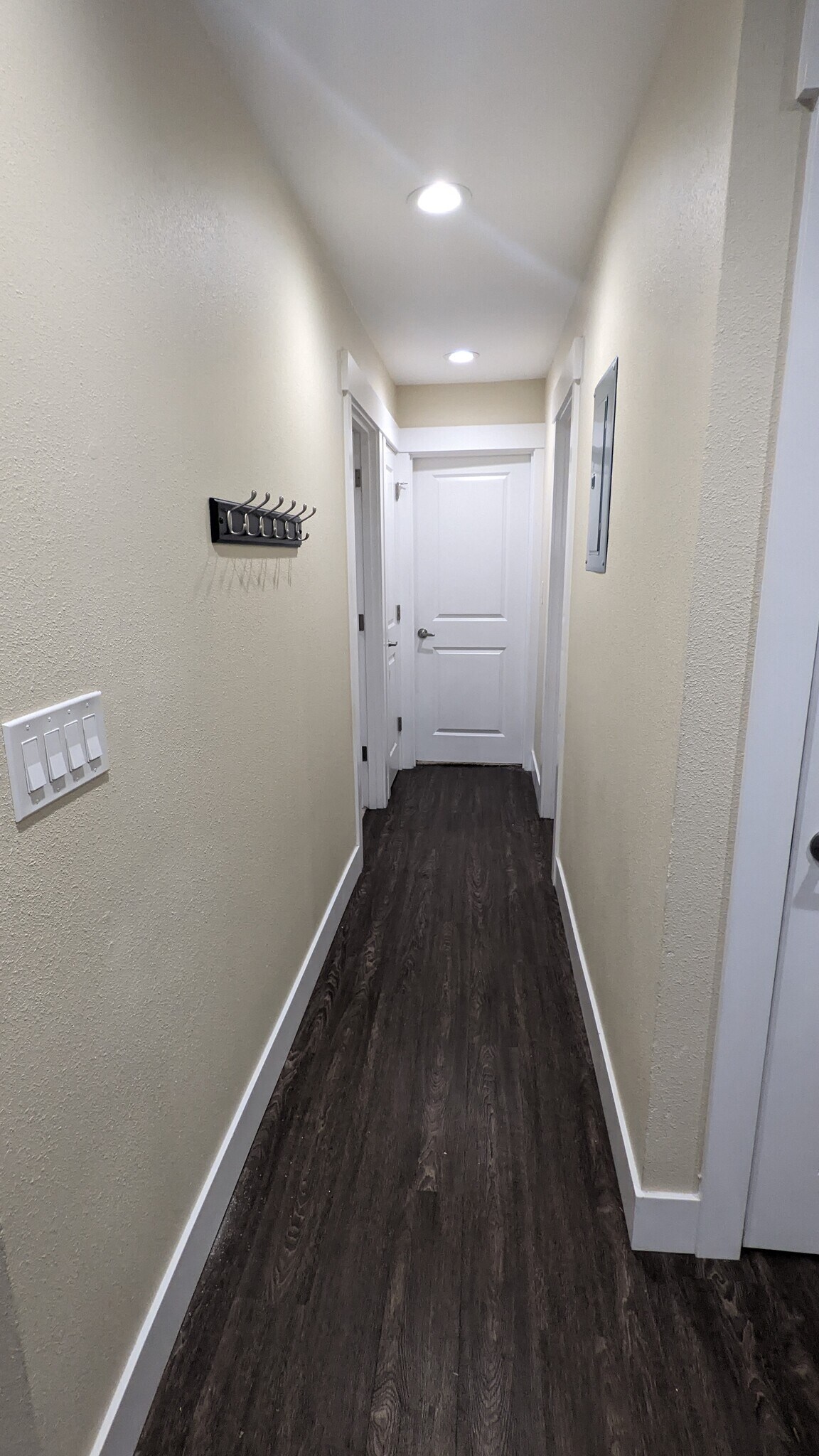 Building Photo - 9020 18th Ave SW