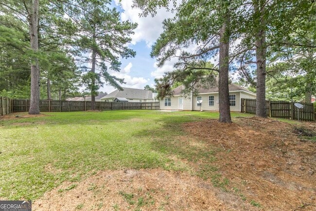 Building Photo - 215 Wingfield Way