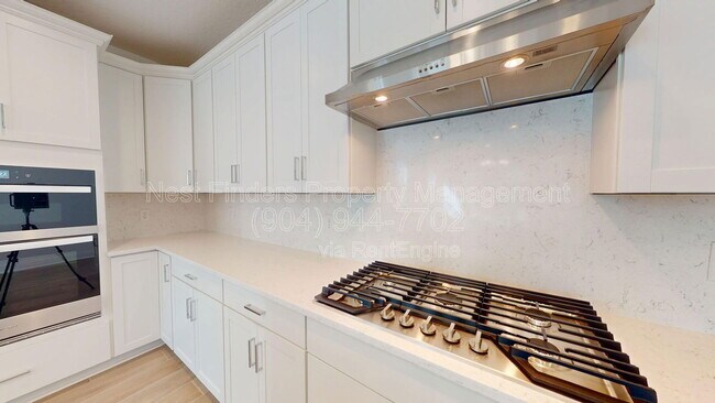 Building Photo - 156 Latham Dr