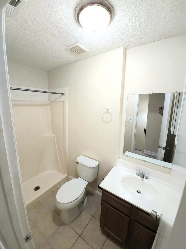 Building Photo - 5810 Twisted Pine Ct