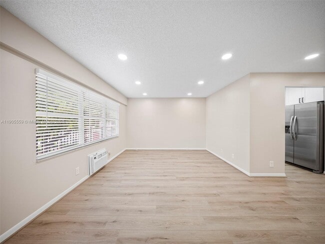 Building Photo - 151 SW 135th Terrace