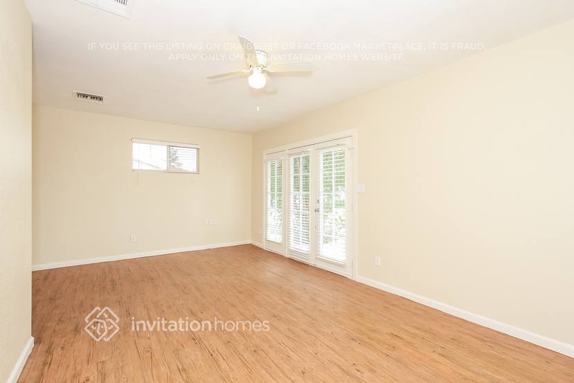 Building Photo - 8615 N 36th Ave