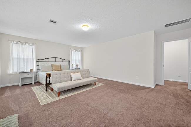 Building Photo - 15510 Birchdale Dr
