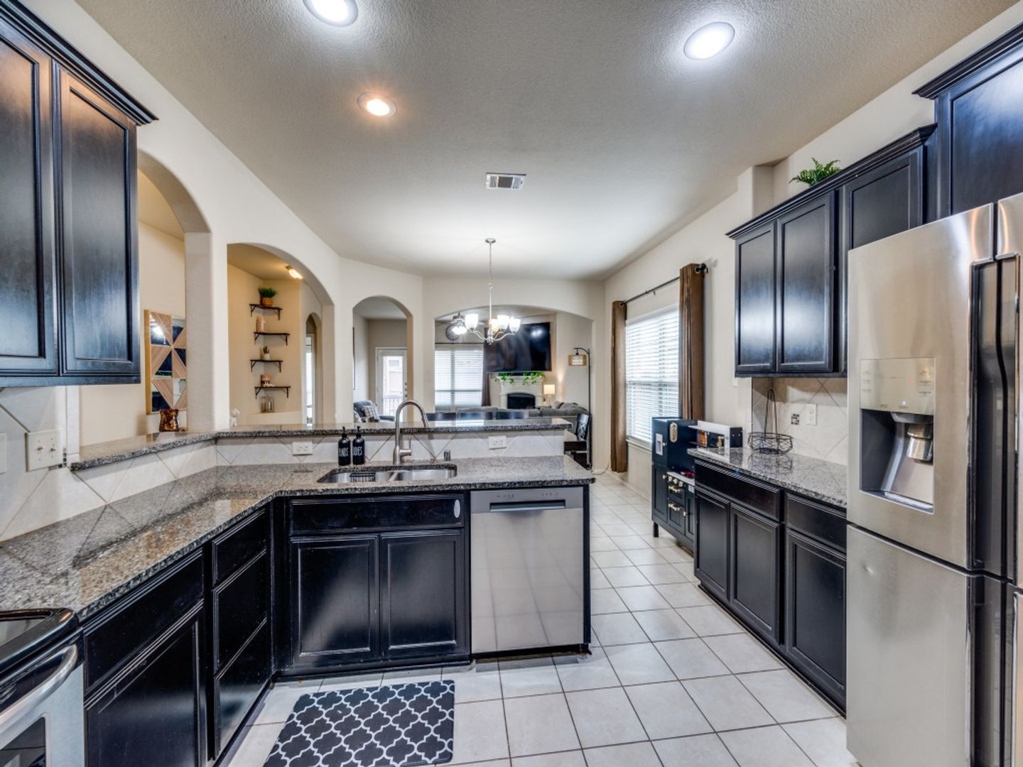 Building Photo - 8920 Deadwood Ln