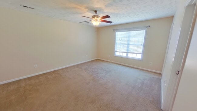 Building Photo - 71 Abigail Way