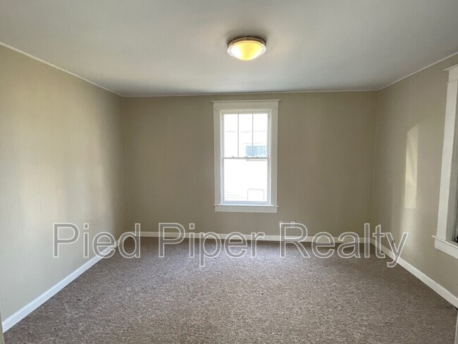 Building Photo - 1254 S Chicago Ave