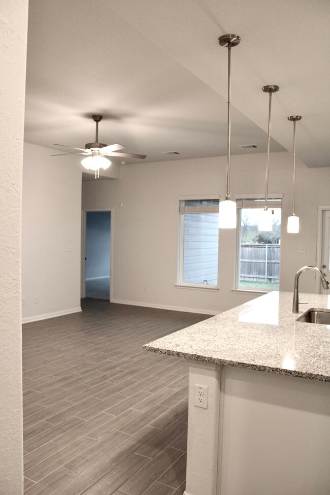 Building Photo - 949 Blue Oak Blvd