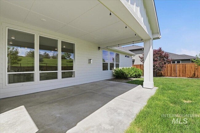 Building Photo - 2374 S Pelion Way