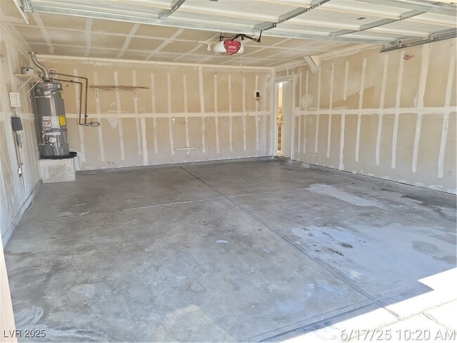 Building Photo - 9162 Green Frost Dr
