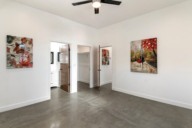 Building Photo - Lafayette Duplex