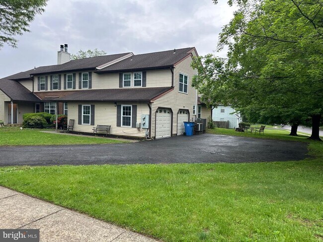 Primary Photo - 1783 N Dove Rd