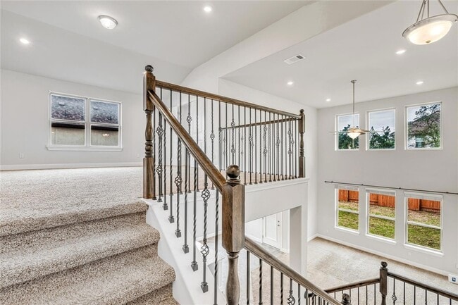 Building Photo - 5300 Cipriano Dr