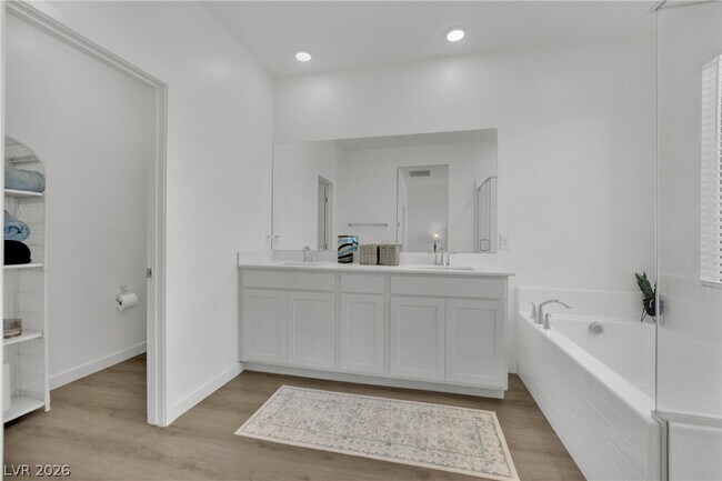 Building Photo - 129 Laguna Cmns Ln