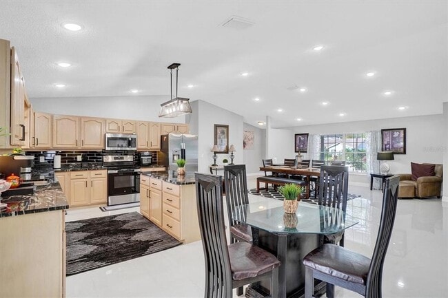 Building Photo - 216 N Griffin Dr