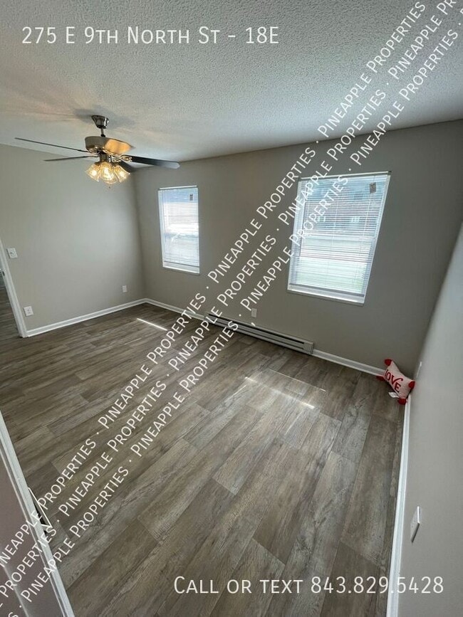 Building Photo - 275 E 9th N St