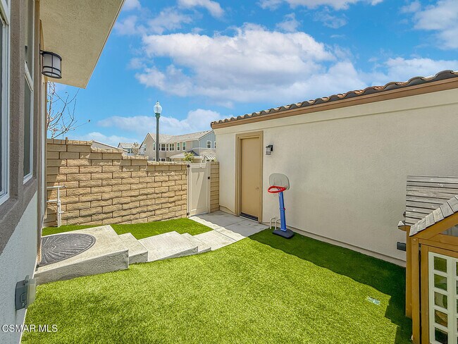 Building Photo - 227 Capistrano Dr