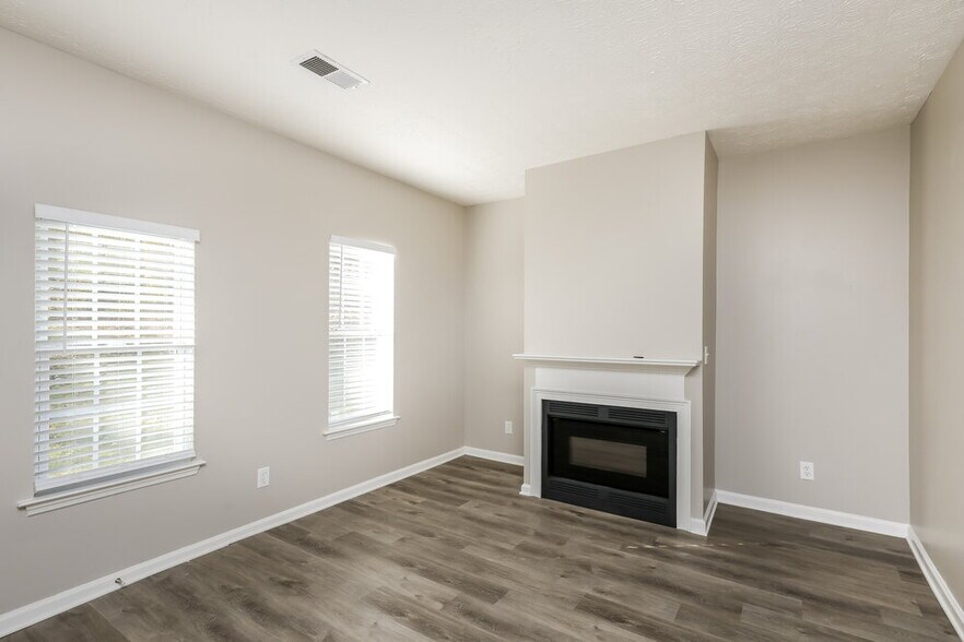 Building Photo - 5875 Bellingrath Way