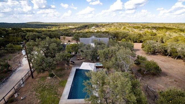 Building Photo - Extravagant 5 Star Vacation Home - Your Private Retreat in Hill Country, Wimberley Texas