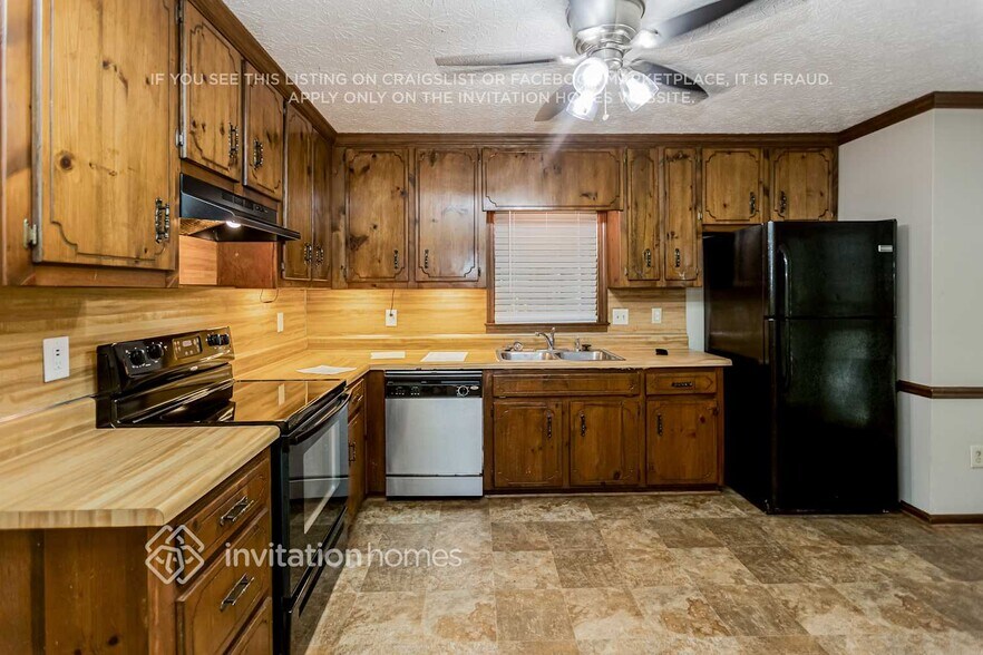 Building Photo - 106 Remington Ct