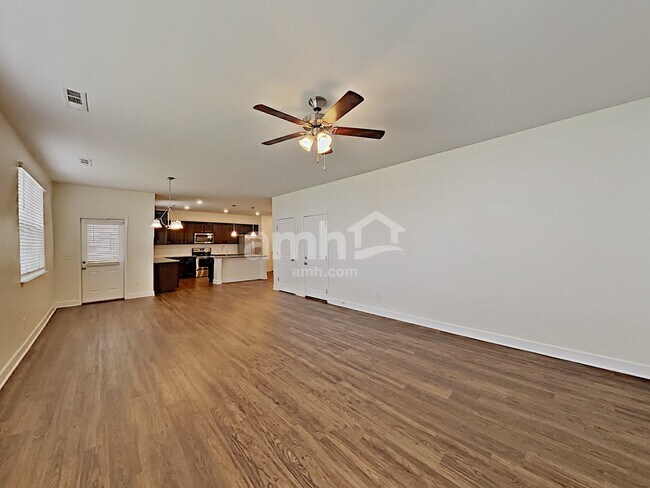 Building Photo - 4900 Horatio Ct