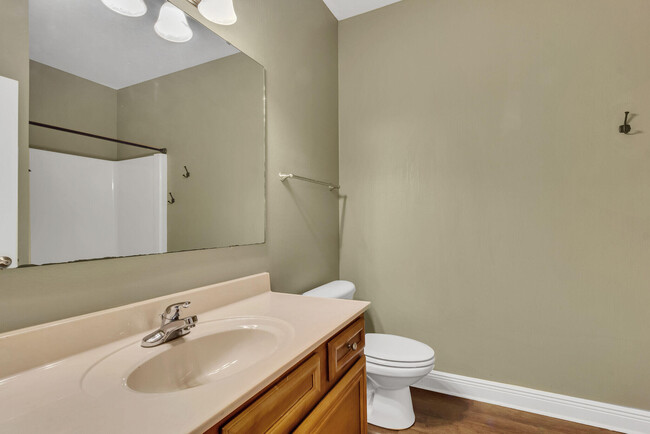 Building Photo - 2124 Hadleigh Hills Ct