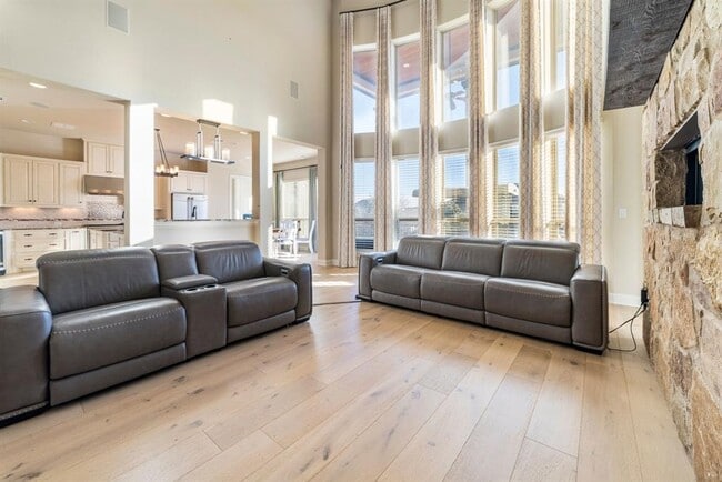 Building Photo - 1701 Morning Moon Cir