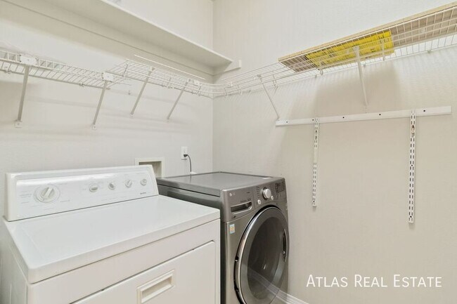 Building Photo - 15452 E 7th Ave