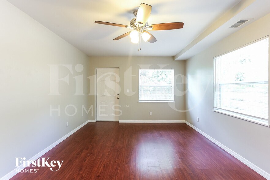 Building Photo - 5245 2nd Ave N