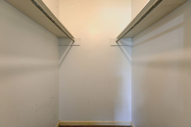Building Photo - 204 Bob White Dr