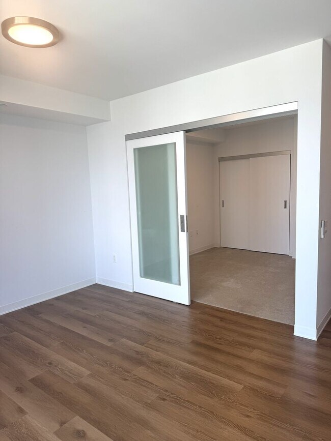 Building Photo - Aalii - Move in Ready One Bedroom