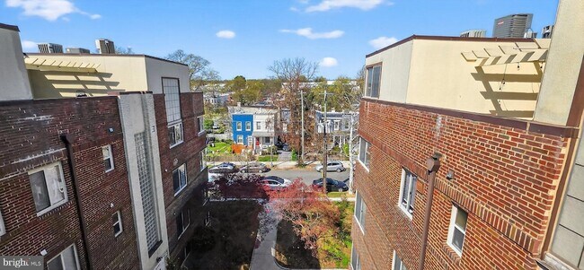 Building Photo - 5405 9th St NW