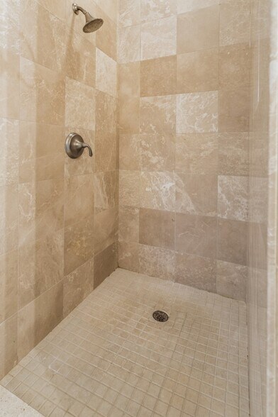 Building Photo - 9 Bagnall Ave