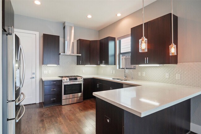 Building Photo - 4123 Eigel St