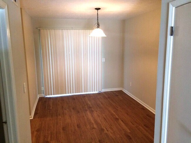 Building Photo - 2255 Salt Springs Pl