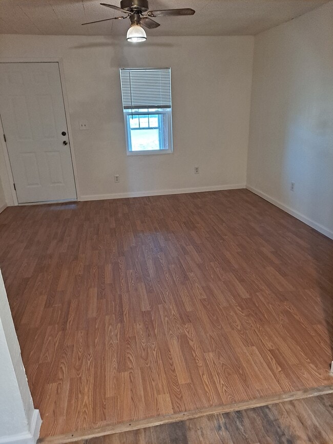 Building Photo - Block 11 Lot 12